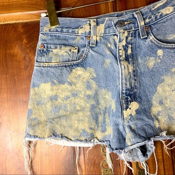 Levi *Vintage* 1990s High Waisted Painted Jean Denim Shorts W31 L30 - Picture 3 of 8